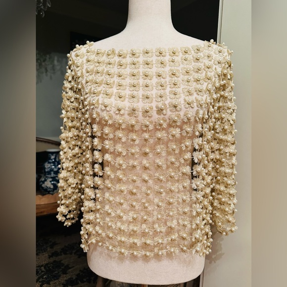 Stunning! NWT GOLD Crochet Pearl Top One Size Tuckernuck Beulah RIVR S M L - Picture 9 of 10